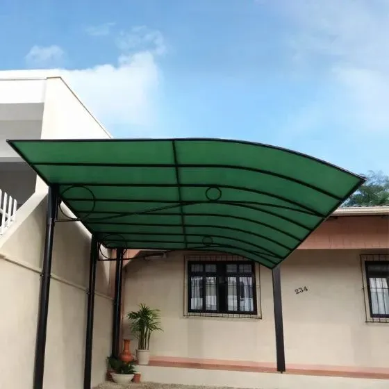 Cobertura Fixa de Lona Náutica em Bragança Paulista SP Cobertura Fixa de Lona Náutica em Bragança Paulista SP — Instalação em garagem residencial