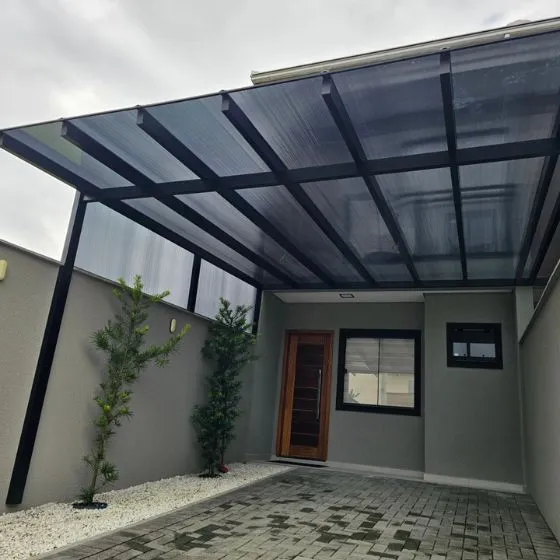 Pergolado Fixo de Ferro em Bragança Paulista SP Pergolado Fixo de Ferro em Bragança Paulista SP — Cobertura com estrutura metálica reforçada