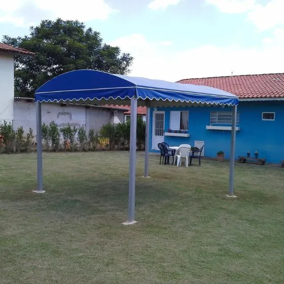 Reforma de Toldos e Coberturas em Aparecida, Bragança Paulista SP Reforma de Toldos e Coberturas em Aparecida, Bragança Paulista SP — Cobertura em quintal residencial coberto