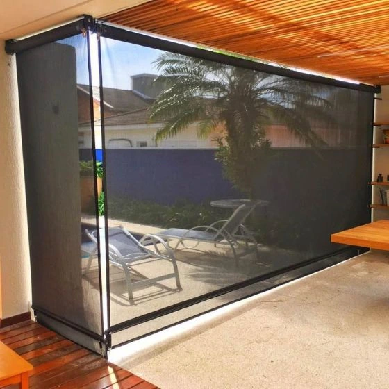 Toldo Cortina de Tela Screen em Bragança Paulista SP — Instalação em estacionamento